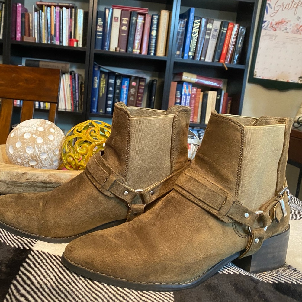 Women Ankle boots